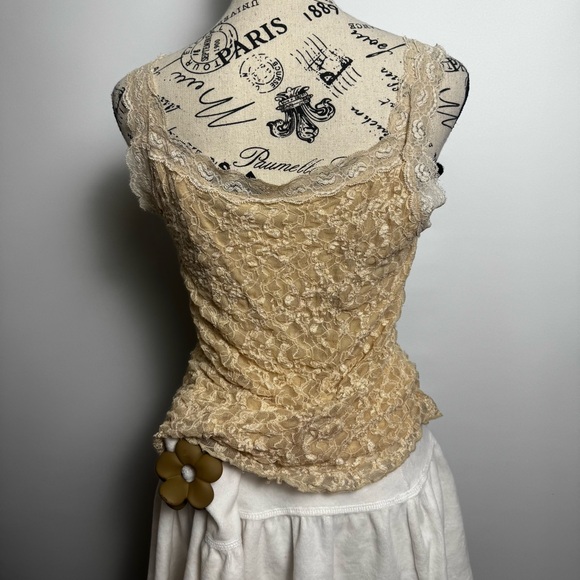 New York & Company Beige Lace Camisole with Front Bow - Picture 4 of 7